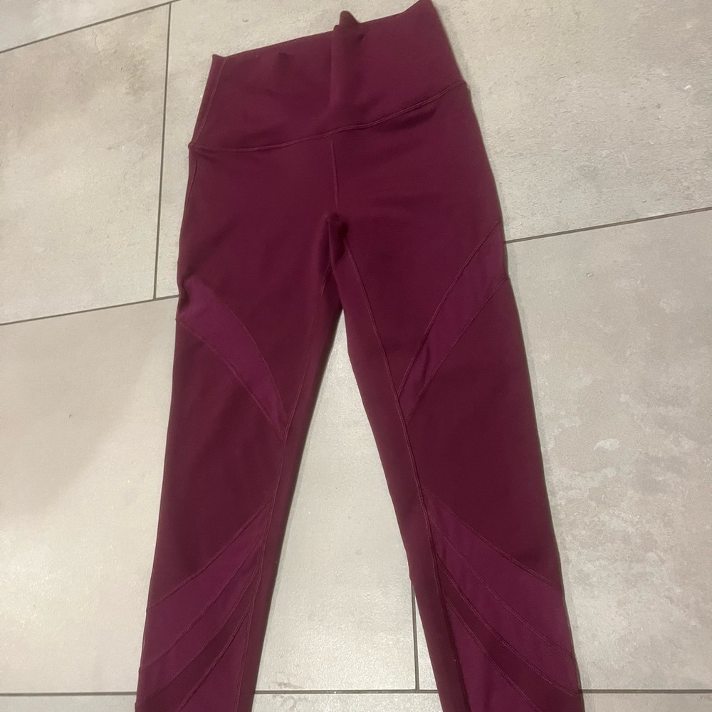 leggings by lulu lemon